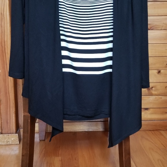 2 PC Top - Picture 2 of 2